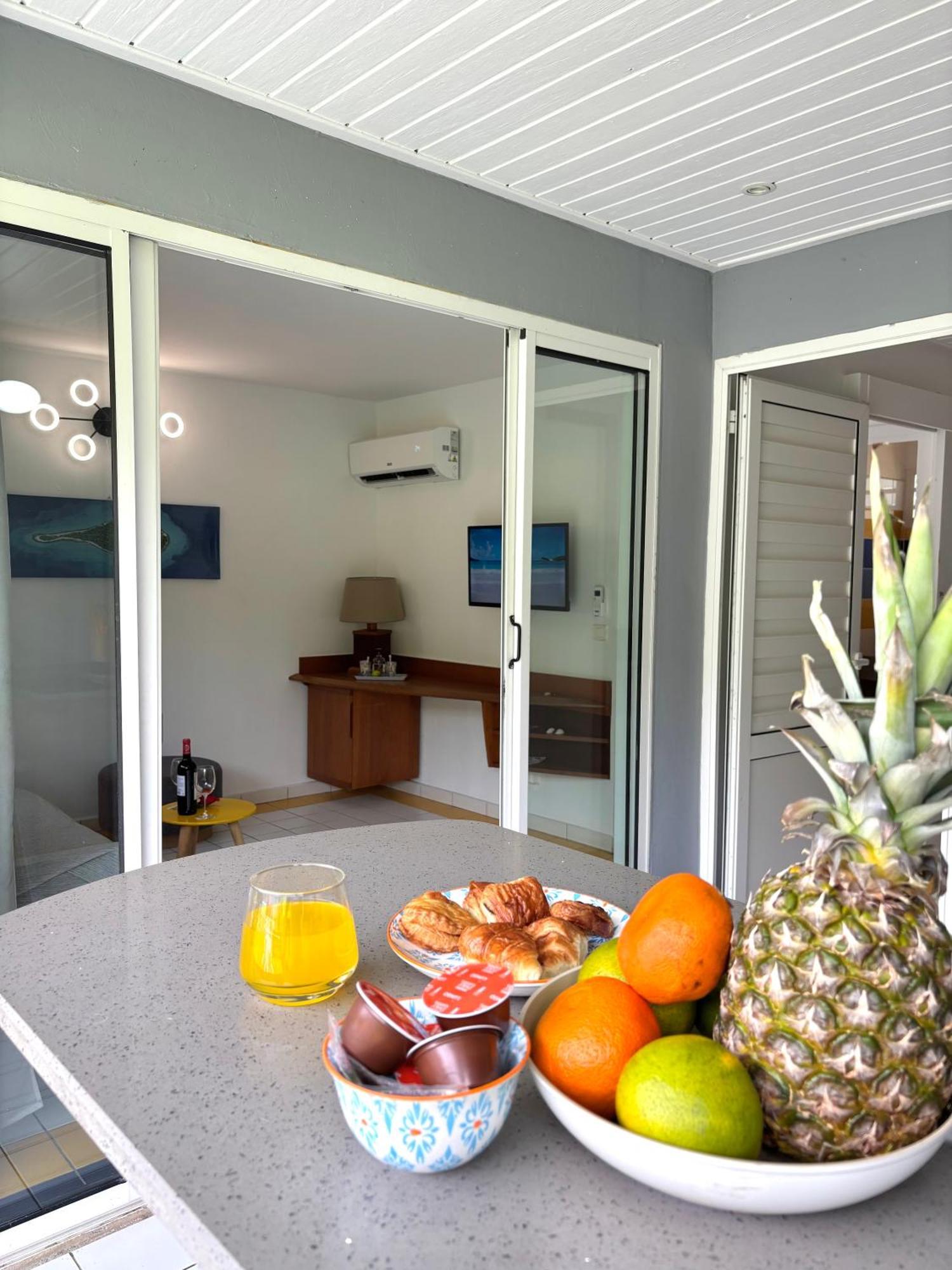 La Ruche De Maia - Blue Dream Beach - Piscine - Jardin - Plage Grand-Bourg  Экстерьер фото